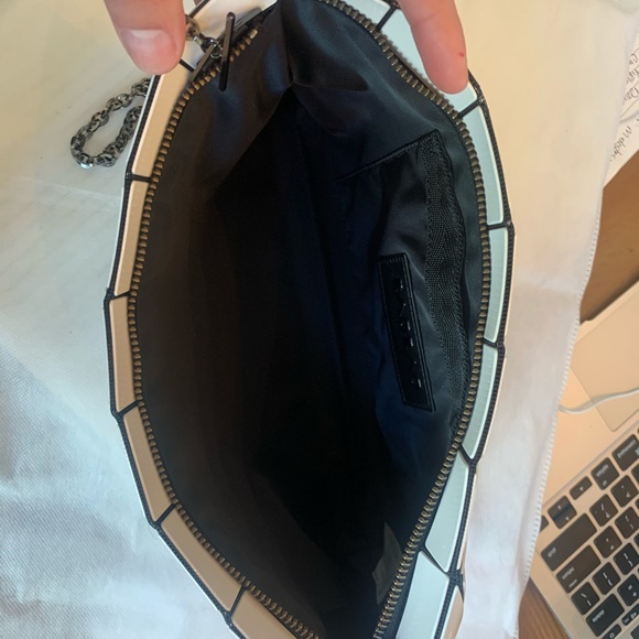 Bao Bao Prism Chain Clutch Crossbody bag - Picture 7 of 11